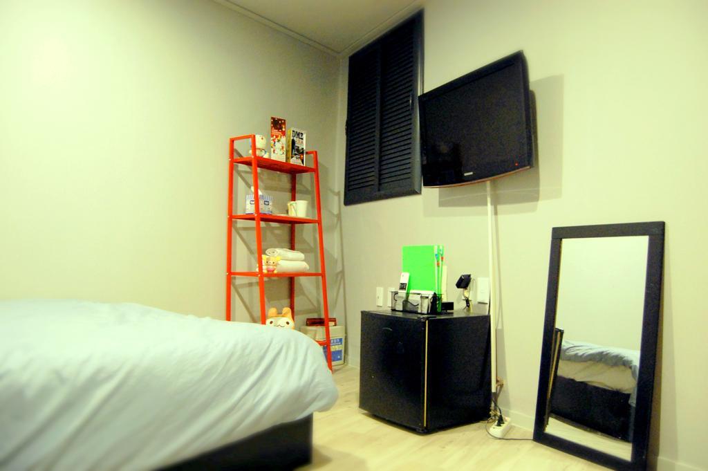 Istay Hongdae Сеул Номер фото