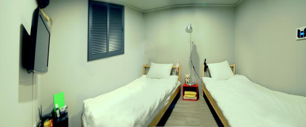 Istay Hongdae Сеул Номер фото