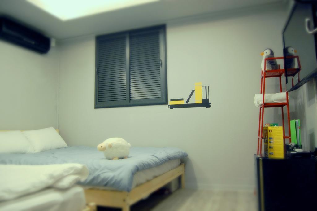 Istay Hongdae Сеул Номер фото